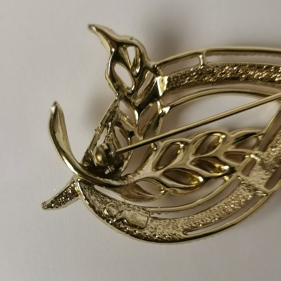 STUNNING Vintage Signed Coro Rhinestone And Beaded Gold Tone Leaf Brooch - Picture 5 of 6